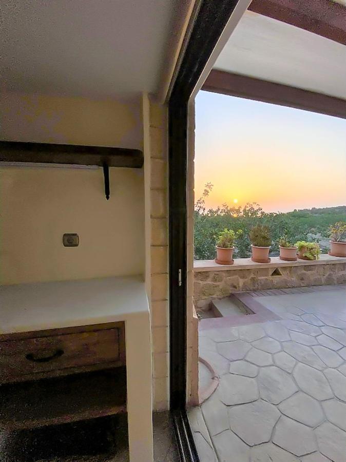 Pistachio Guesthouse, Παραδοσιακός Ξενώνας Vathi  Exterior photo